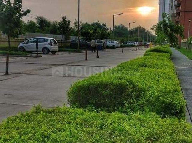 4 BHK Apartment in Sector 110 for rent Noida. The reference number is 11263300
