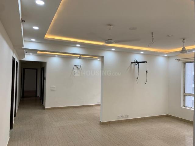 4 BHK Apartment in Sector 110 for rent Noida. The reference number is 15560335