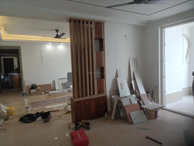 4 BHK Apartment in Sector 110 for rent Noida. The reference number is 17971651