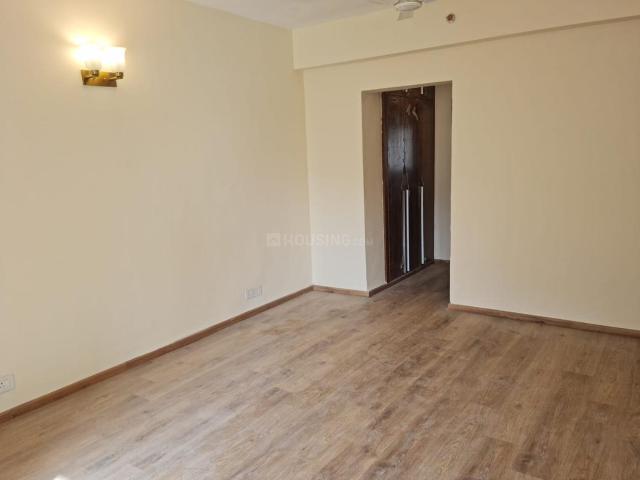 4 BHK Apartment in Sector 110 for rent Noida. The reference number is 20339714