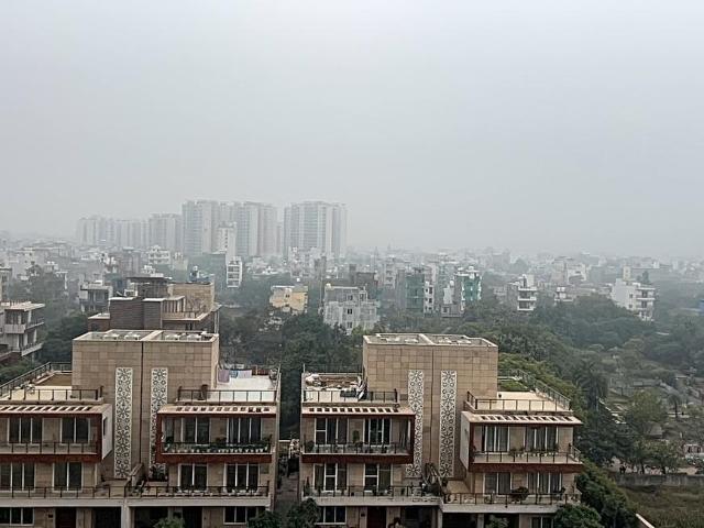 4 BHK Apartment in Sector 111 for resale Gurgaon. The reference number is 18412428