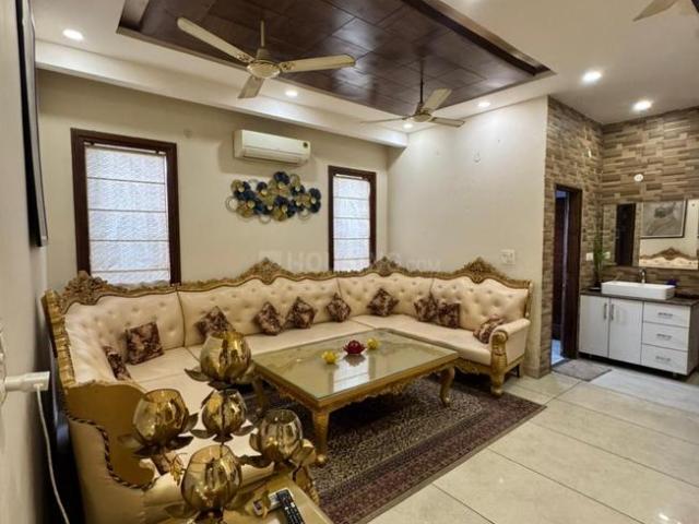 4 BHK Apartment in Sector 117 for rent Mohali. The reference number is 20650810