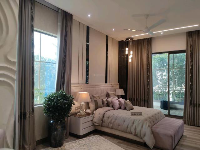 4 BHK Apartment in Sector 115 for resale Noida. The reference number is 14313432