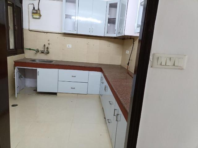 4 BHK Apartment in Sector 11 Dwarka for resale New Delhi. The reference number is 19153025