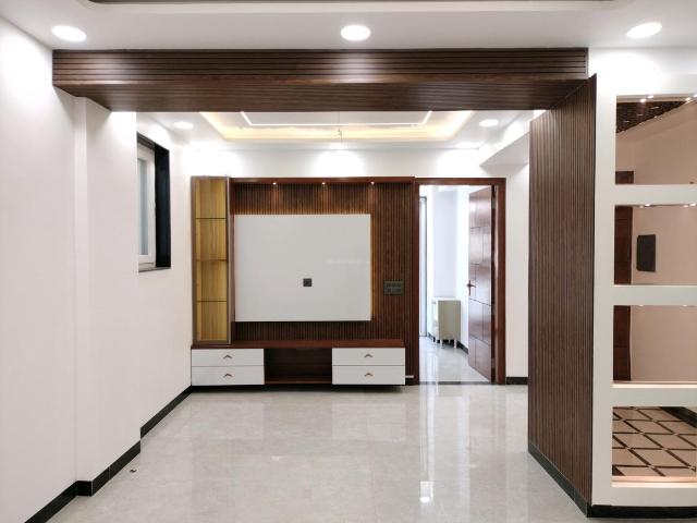 4 BHK Apartment in Sector 11 Dwarka for resale New Delhi. The reference number is 19793005