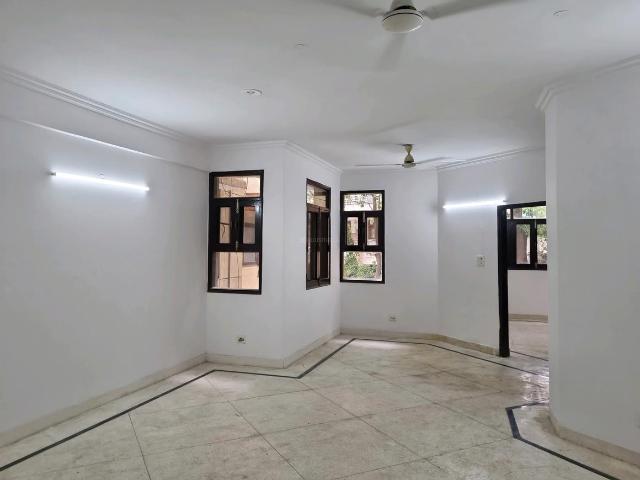 4 BHK Apartment in Sector 11 Dwarka for resale New Delhi. The reference number is 19969084
