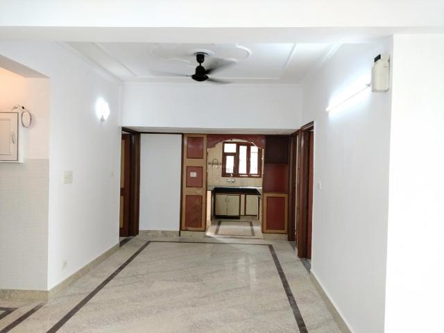 4 BHK Apartment in Sector 11 Dwarka for resale New Delhi. The reference number is 20398486