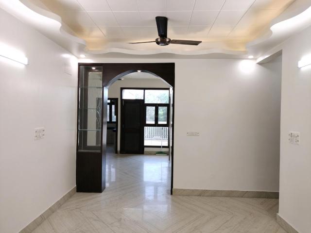 3 BHK Apartment in Sector 22 Dwarka for resale New Delhi. The reference number is 20492843