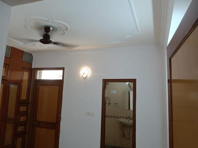 4 BHK Apartment in Sector 11 Dwarka for resale New Delhi. The reference number is 20589538