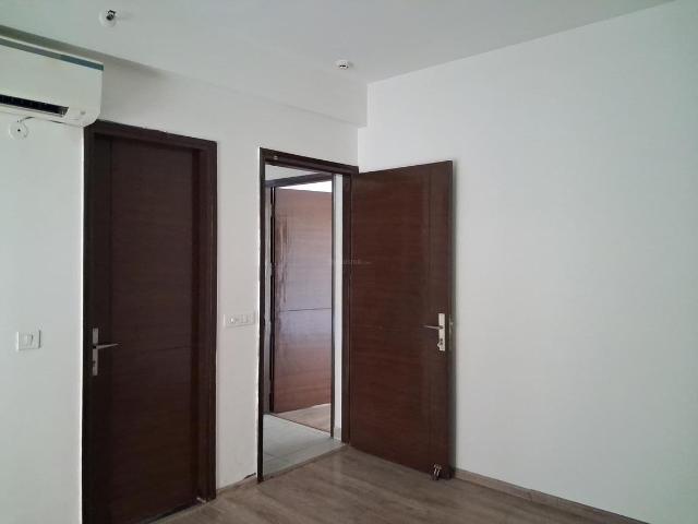 4 BHK Apartment in Sector 121 for resale Noida. The reference number is 19915195