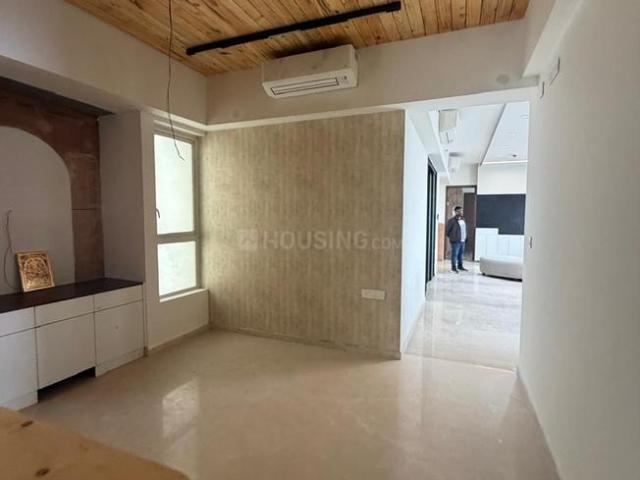 4 BHK Apartment in Sector 128 for rent Noida. The reference number is 19333583