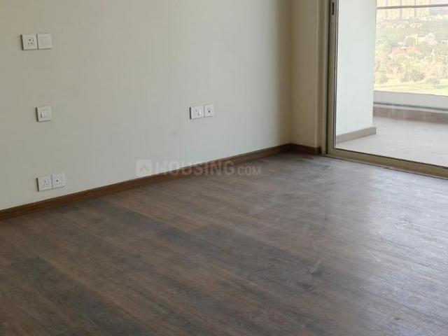 4 BHK Apartment in Sector 128 for rent Noida. The reference number is 19970035