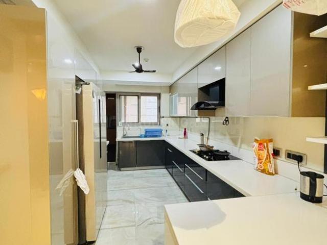 4 BHK Apartment in Sector 128 for resale Noida. The reference number is 19868491