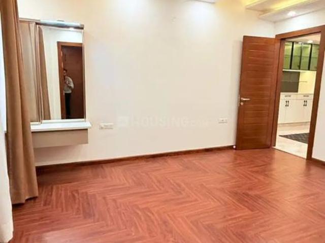 4 BHK Apartment in Sector 12 Dwarka for rent New Delhi. The reference number is 18811209