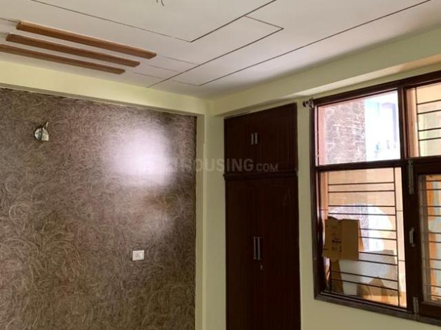 4 BHK Apartment in Sector 12 Dwarka for rent New Delhi. The reference number is 20975642