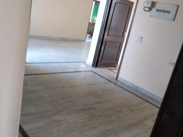 4 BHK Apartment in Sector 12 Dwarka for resale New Delhi. The reference number is 4946002