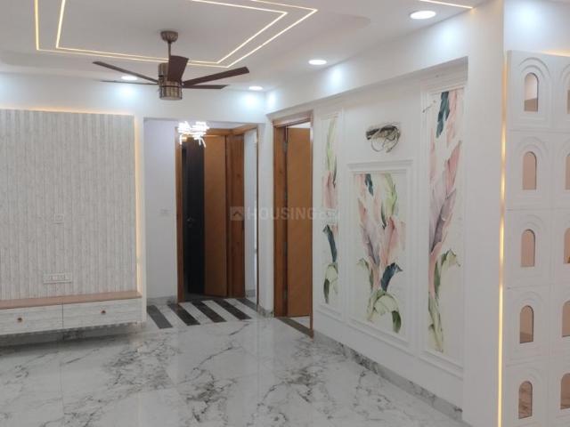 4 BHK Apartment in Sector 12 Dwarka for resale New Delhi. The reference number is 20535303