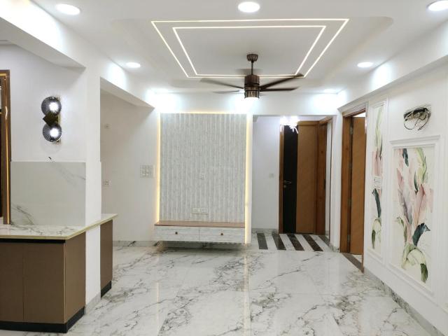 4 BHK Apartment in Sector 12 Dwarka for resale New Delhi. The reference number is 20782794