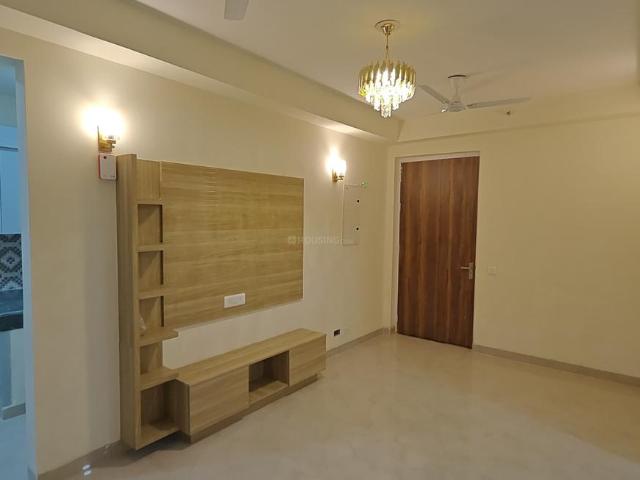 4 BHK Apartment in Sector 131 for rent Noida. The reference number is 18052776