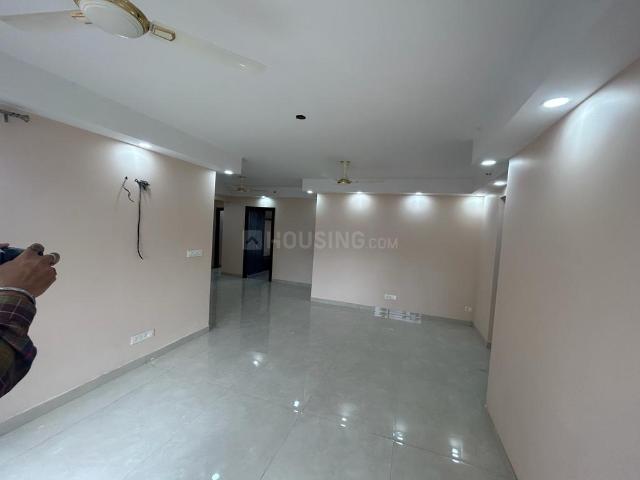 4 BHK Apartment in Sector 137 for rent Noida. The reference number is 19228572