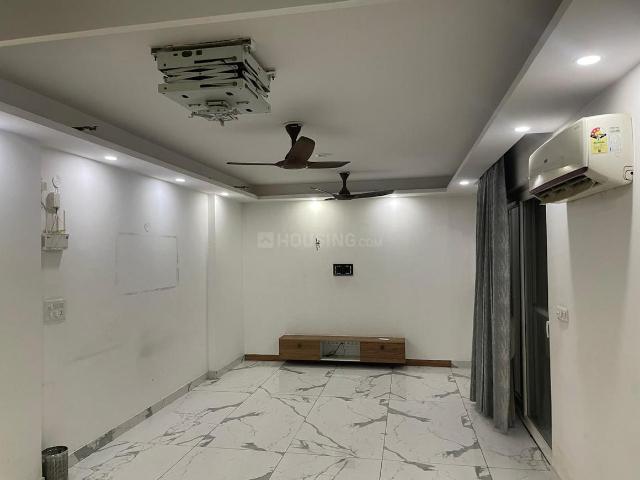 4 BHK Apartment in Sector 137 for rent Noida. The reference number is 20191317