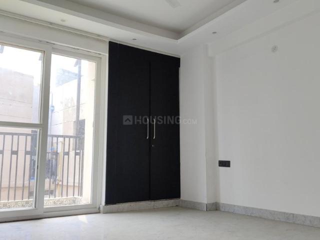 4 BHK Apartment in Sector 137 for rent Noida. The reference number is 20193504