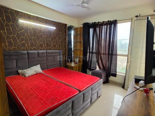 4 BHK Apartment in Sector 137 for rent Noida. The reference number is 20613918