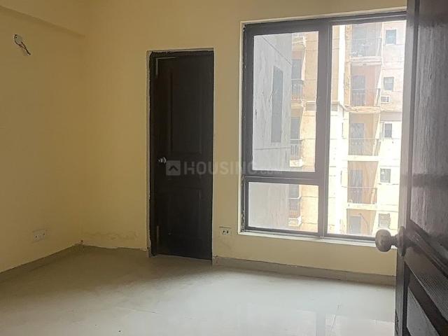 4 BHK Apartment in Sector 137 for resale Noida. The reference number is 20058445