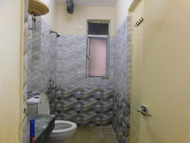 4 BHK Apartment in Sector 134 for rent Noida. The reference number is 14700835