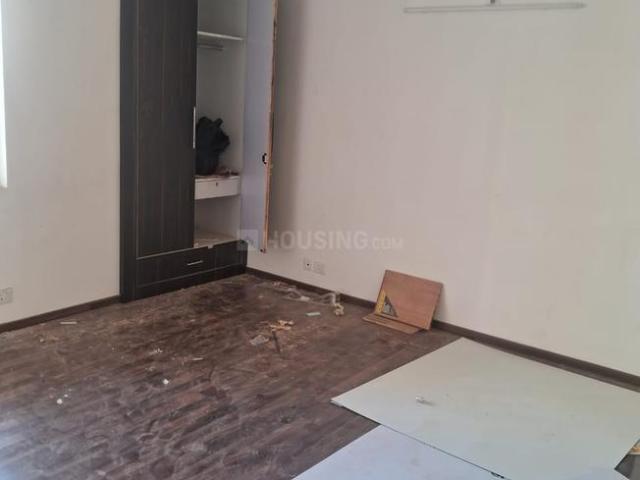 4 BHK Apartment in Sector 134 for rent Noida. The reference number is 18566870