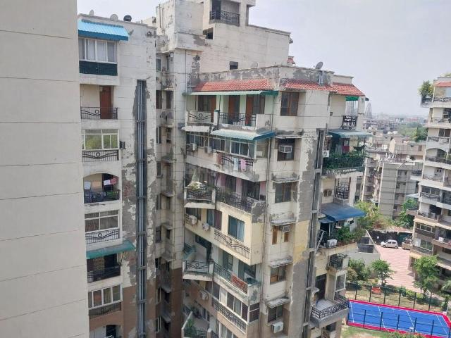 4 BHK Apartment in Sector 13 Dwarka for rent New Delhi. The reference number is 20229350