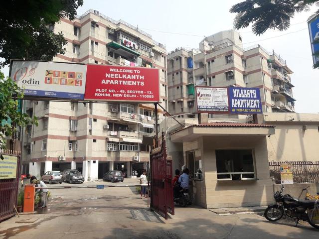 4 BHK Apartment in Sector 13 Rohini for resale New Delhi. The reference number is 20546769