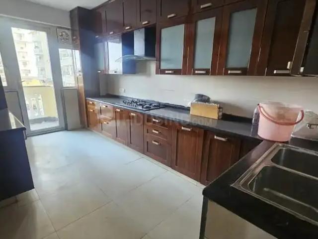 4 BHK Apartment in Sector 24 for rent Gurgaon. The reference number is 20079998