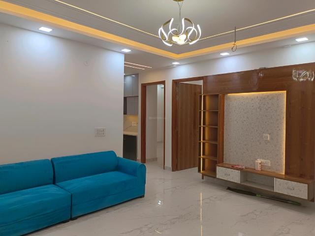 4 BHK Apartment in Sector 24 Rohini for resale New Delhi. The reference number is 17480228
