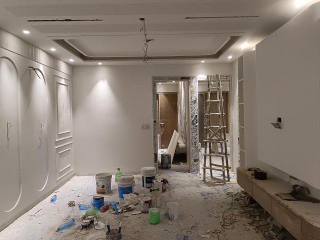 4 BHK Apartment in Sector 24 Rohini for resale New Delhi. The reference number is 19670249