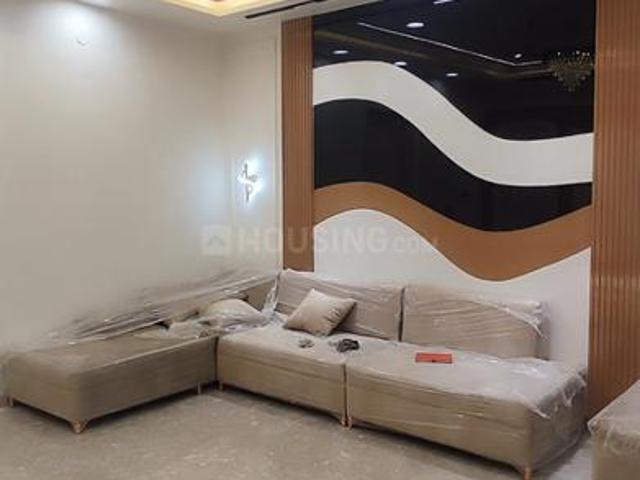 4 BHK Apartment in Sector 24 Rohini for resale New Delhi. The reference number is 20399210