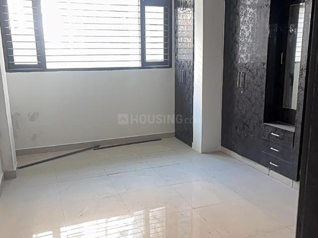 4 BHK Apartment in Sector 22 Dwarka for rent New Delhi. The reference number is 17499612
