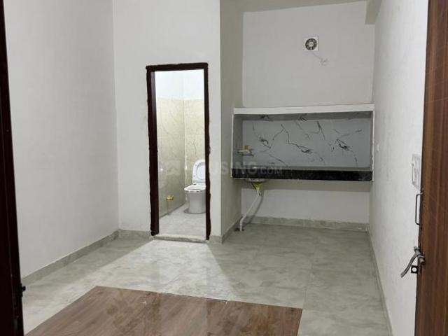 4 BHK Apartment in Sector 22 Dwarka for rent New Delhi. The reference number is 20383168