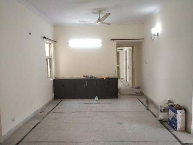 4 BHK Apartment in Sector 22 Dwarka for rent New Delhi. The reference number is 9423731