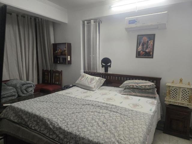 4 BHK Apartment in Sector 22 Dwarka for resale New Delhi. The reference number is 16921460