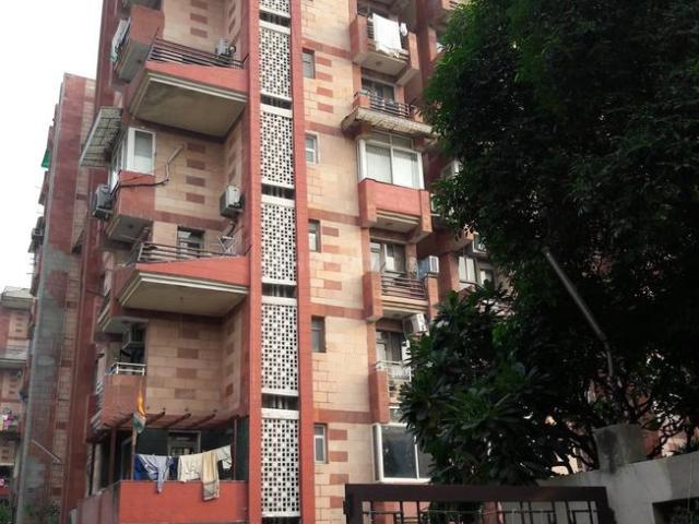 4 BHK Apartment in Sector 22 Dwarka for resale New Delhi. The reference number is 20864458