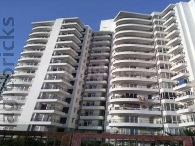 4 BHK Apartment in Sector 37 for resale Faridabad. The reference number is 8343330