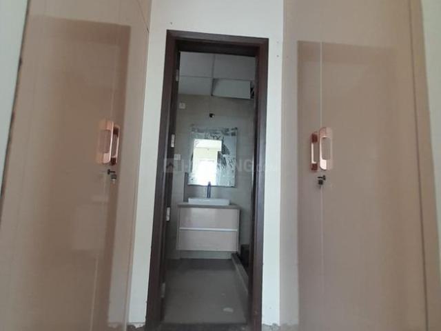 4 BHK Apartment in Sector 37D for resale Gurgaon. The reference number is 20369250