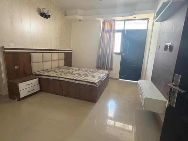 4 BHK Apartment in Sector 39 for rent Gurgaon. The reference number is 19968056