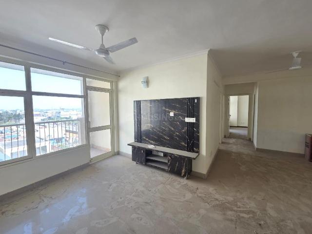 4 BHK Apartment in Sector 33 for resale Bhiwadi. The reference number is 19970403