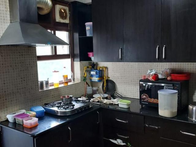 4 BHK Apartment in Sector 48 for rent Gurgaon. The reference number is 19783775