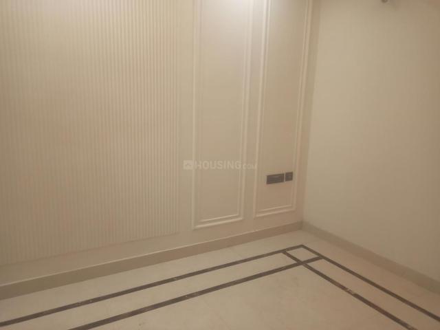 4 BHK Apartment in Sector 48 for resale Faridabad. The reference number is 17090095
