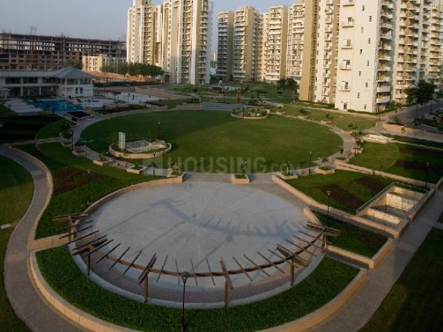 4 BHK Apartment in Sector 49 for rent Gurgaon. The reference number is 19245706