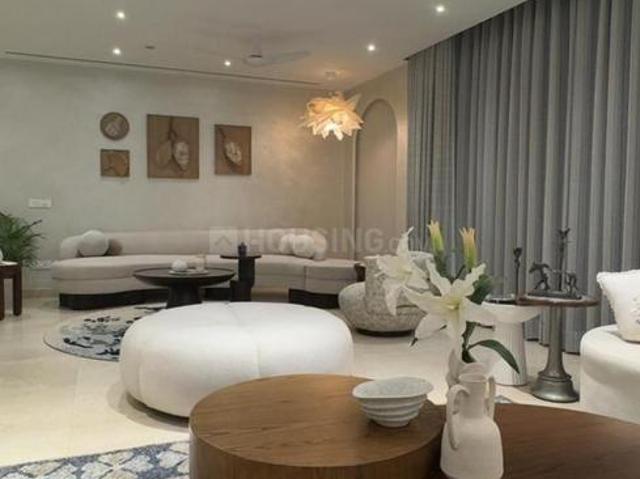 4 BHK Apartment in Sector 42 for rent Gurgaon. The reference number is 19952146