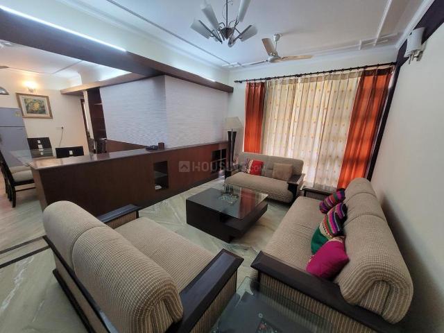 4 BHK Apartment in Sector 43 for rent Gurgaon. The reference number is 18604759